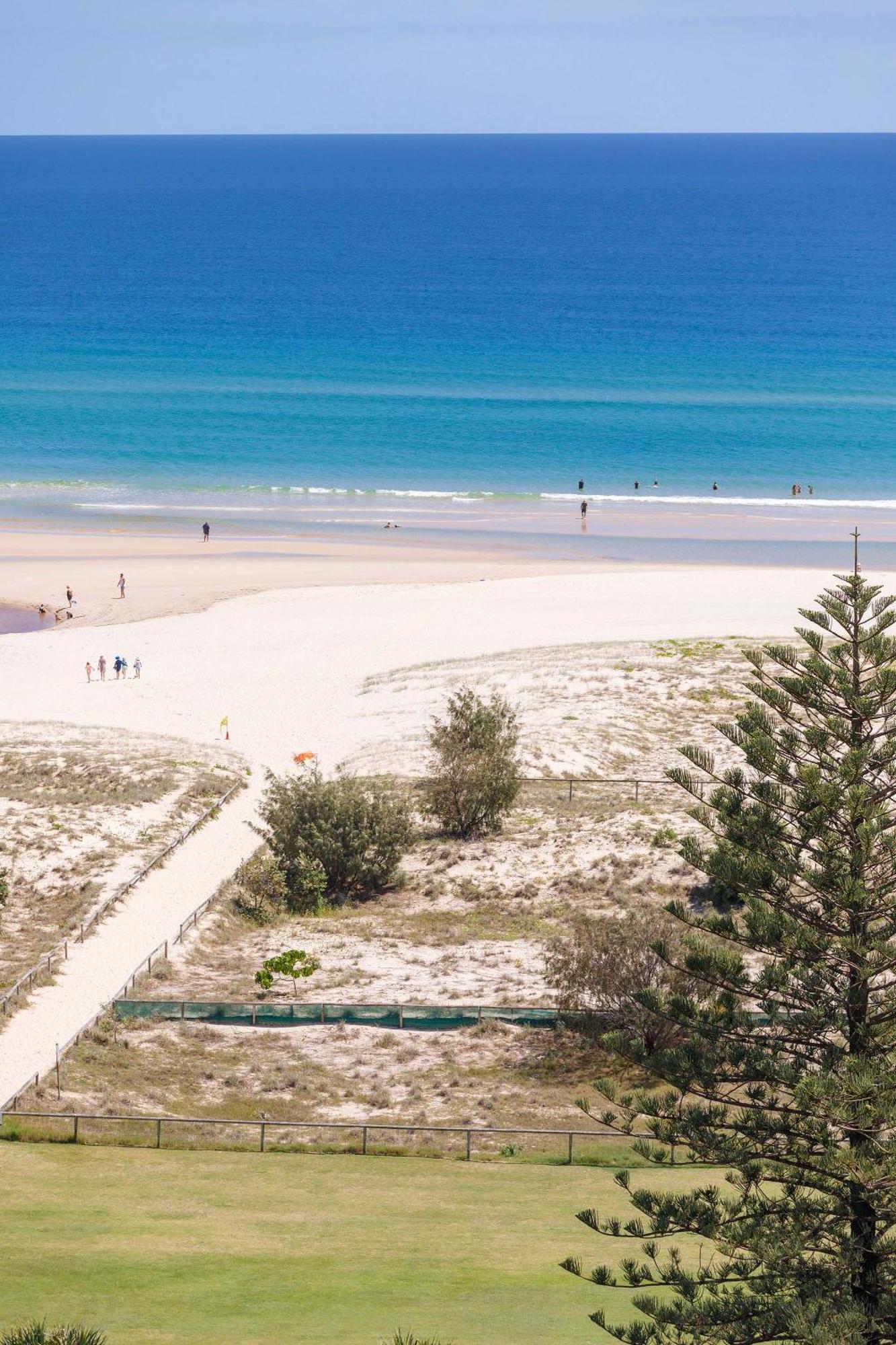 Club Wyndham Kirra Beach โกลด์โคสต์ ภายนอก รูปภาพ