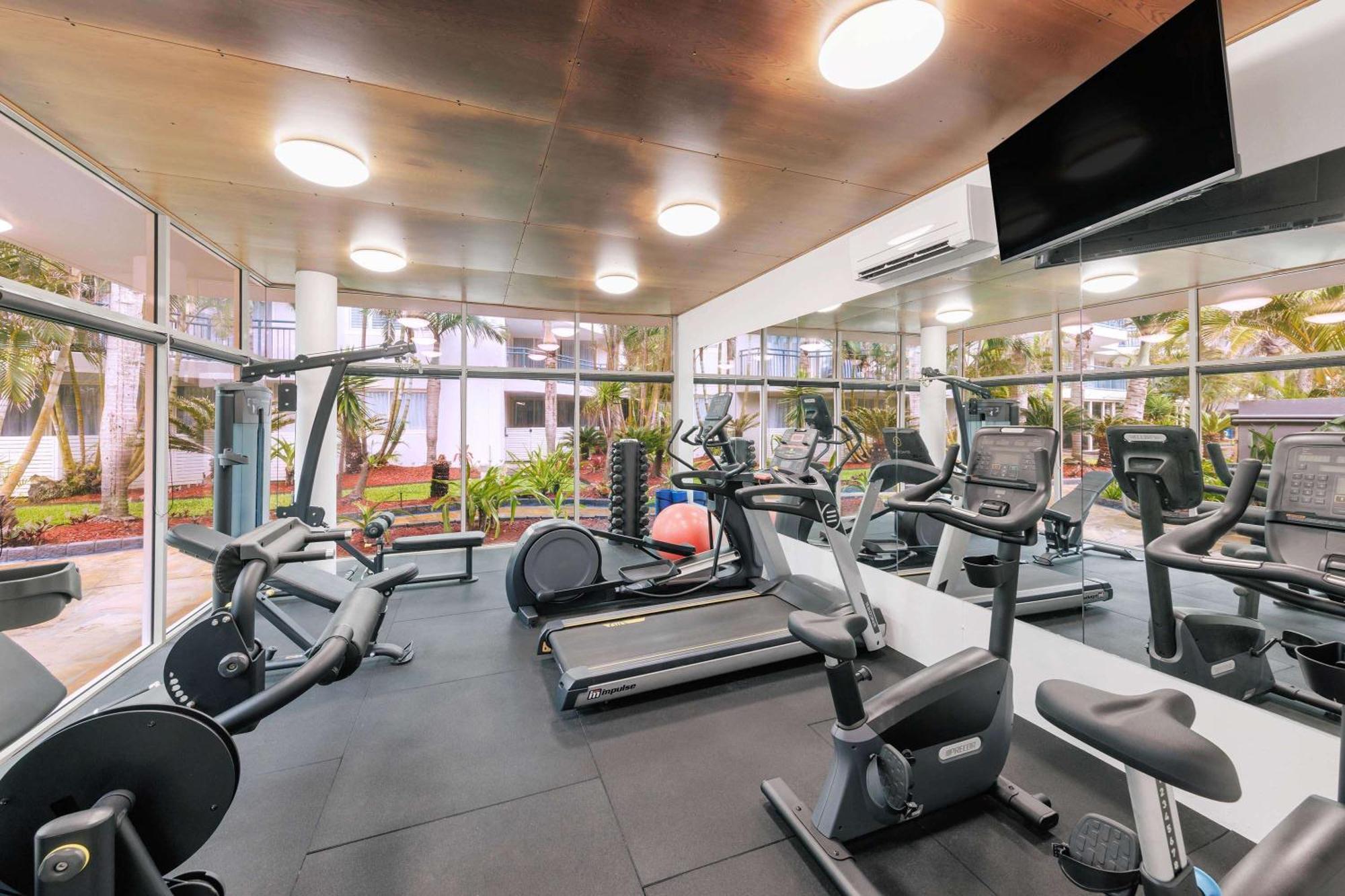 Club Wyndham Kirra Beach โกลด์โคสต์ ภายนอก รูปภาพ